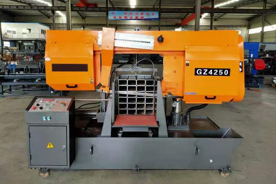 GZ4250 Double Column Horizontal Band Saw Machine Large & Small Gear